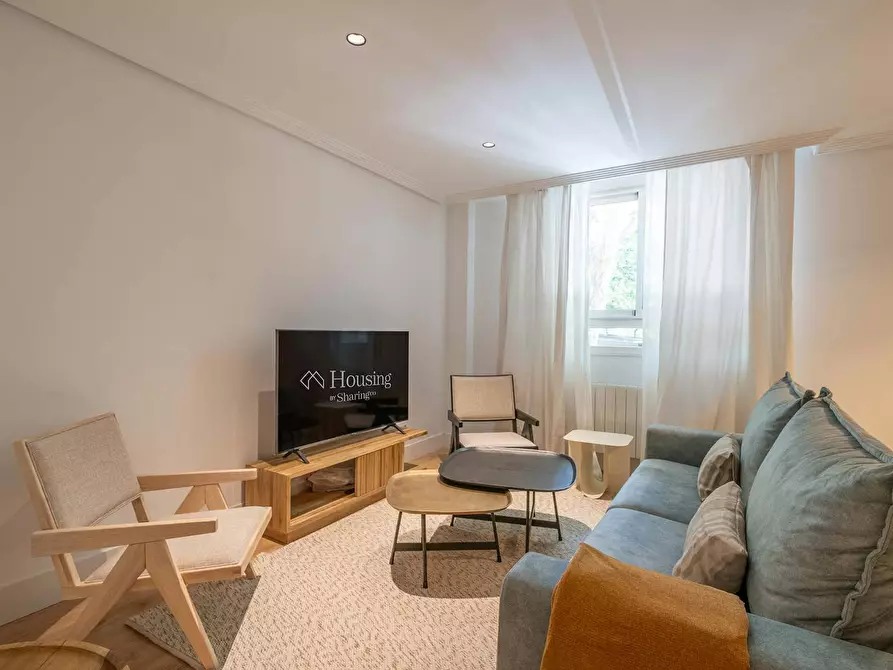 Immagine 2 di Appartamento in affitto  in Calle del Doctor Fleming a Madrid