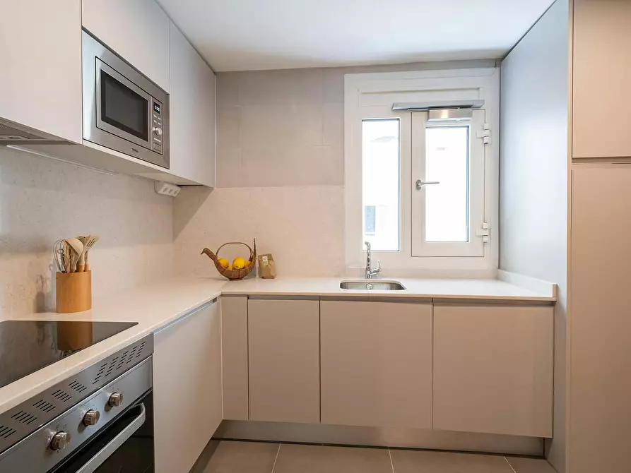 Immagine 8 di Appartamento in affitto  in Calle del Doctor Fleming a Madrid