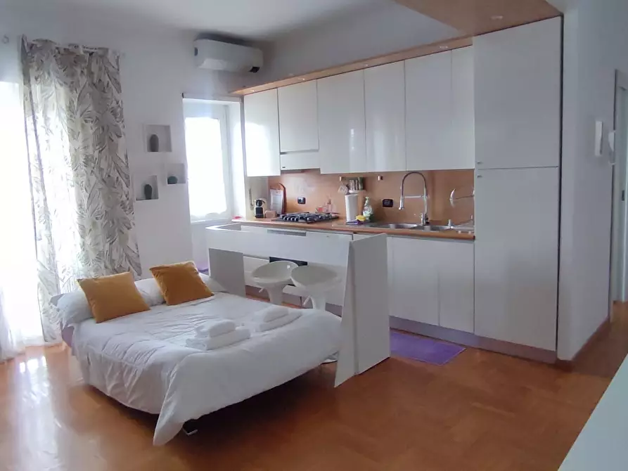 Immagine 4 di Appartamento in affitto  in Via Giovanni Gastaldi a Roma