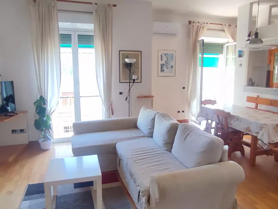 Immagine 8 di Appartamento in affitto  in Via Rodolfo Grimaldi Casta a Roma