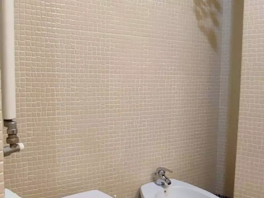Immagine 8 di Appartamento in affitto  in Via Giovanni Brancaleone a Roma