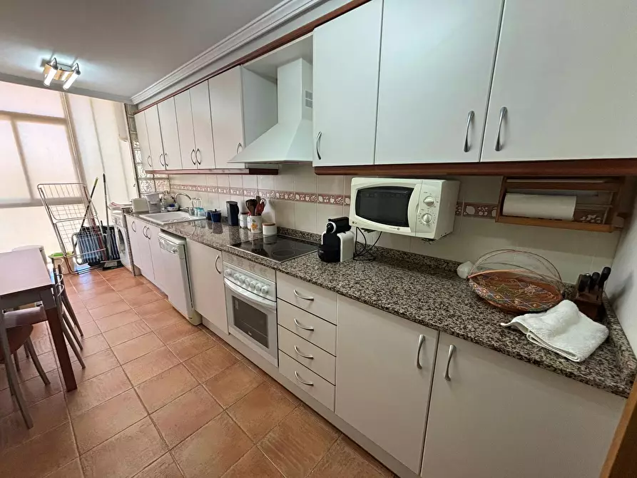 Immagine 8 di Appartamento in affitto  in Carrer dels Furs a Lloma De Castazar