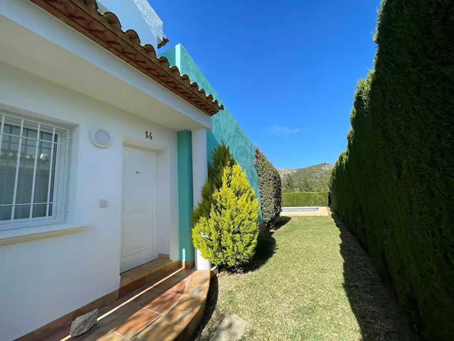 Immagine 10 di Casa indipendente in affitto  in Calle la Plana de Utiel a Ventas De Pedreguer