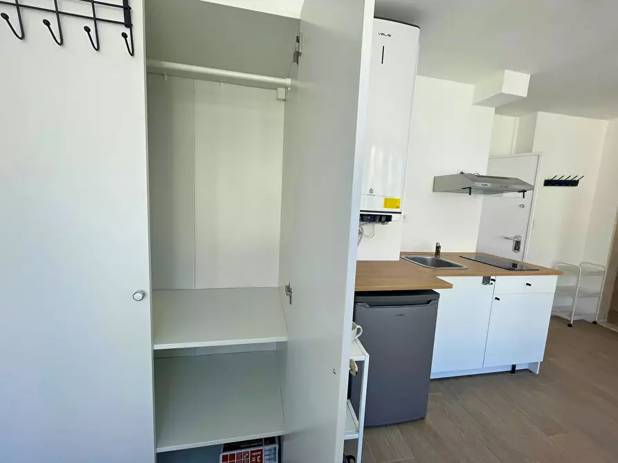 Immagine 5 di Appartamento in affitto  in Rue Jourdan a Saint-Gilles
