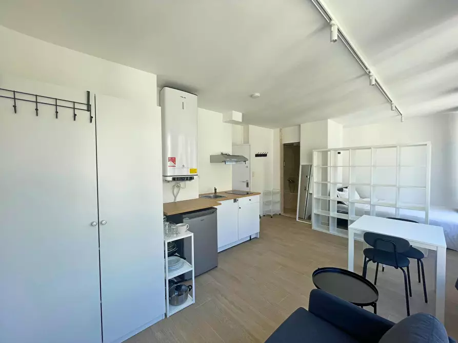 Immagine 4 di Appartamento in affitto  in Rue Jourdan a Saint-Gilles