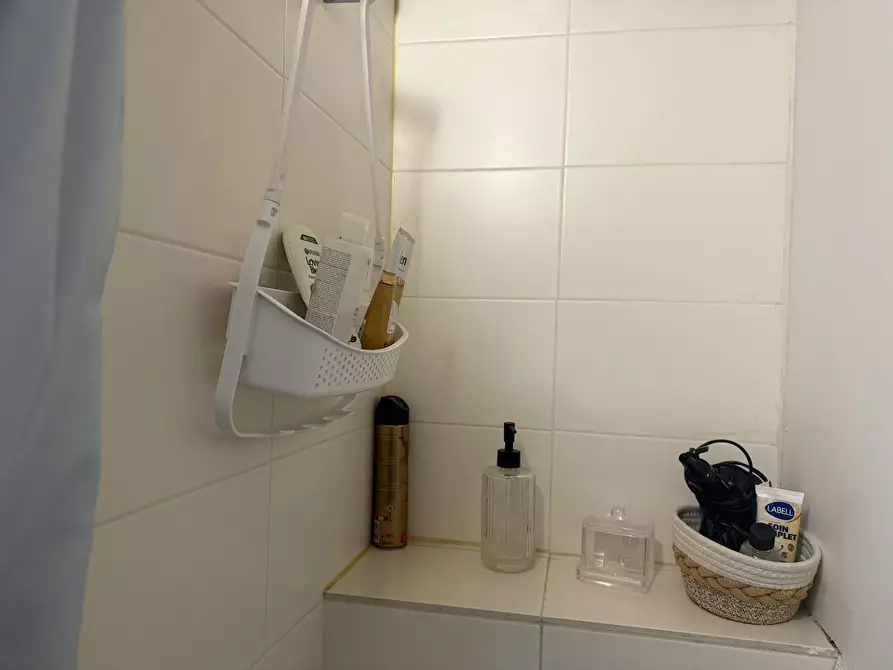 Immagine 5 di Appartamento in affitto  in Rue des Lombards a Paris