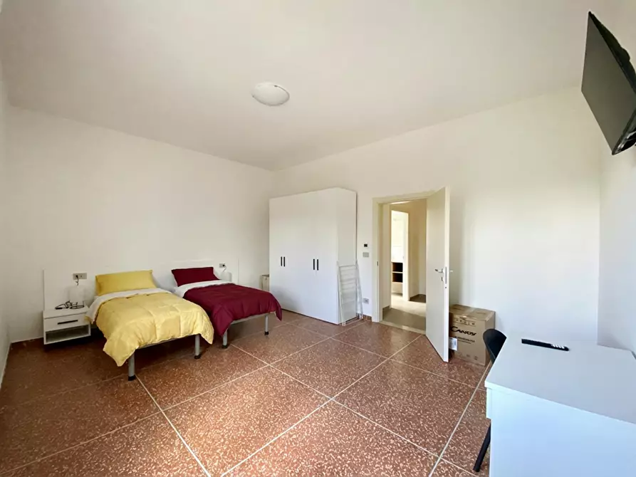 Immagine 1 di Camera in affitto  in Via Romita a Bologna