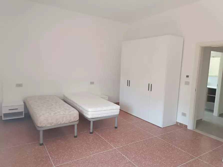 Immagine 2 di Camera in affitto  in Via Romita a Bologna