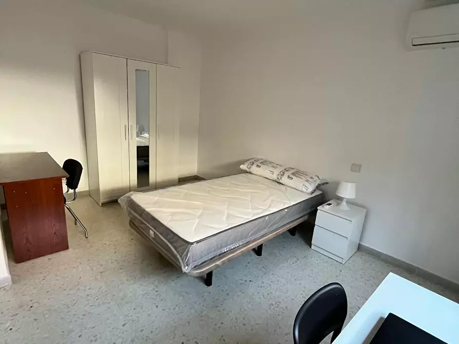 Immagine 7 di Camera in affitto  in Calle Grandola a Dos Hermanas