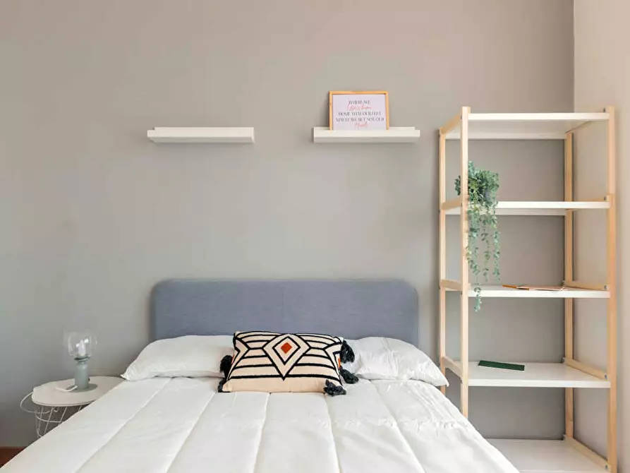 Immagine 1 di Camera in affitto  in Via Baldo degli Ubaldi a Roma