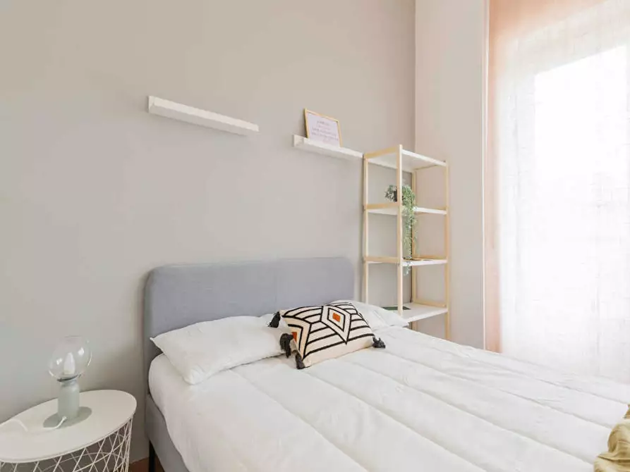 Immagine 5 di Camera in affitto  in Via Baldo degli Ubaldi a Roma