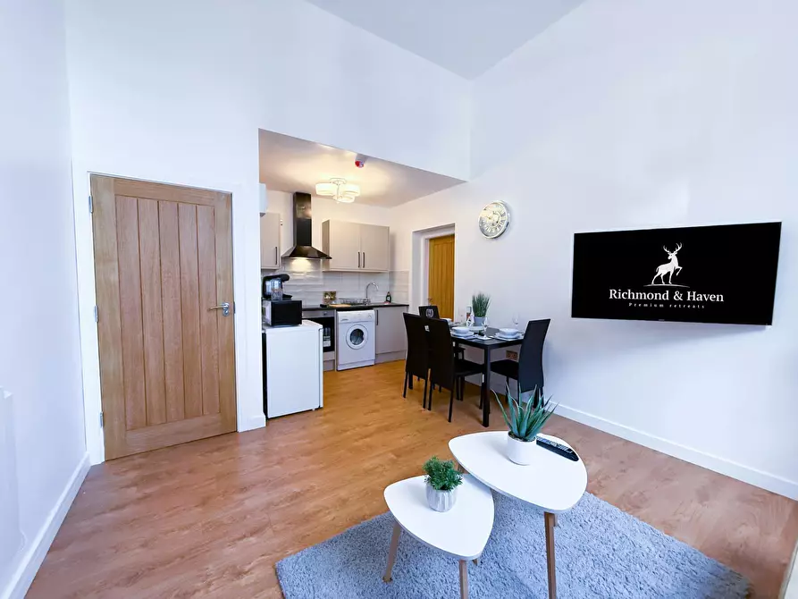 Immagine 8 di Appartamento in affitto  in Church Lane a 