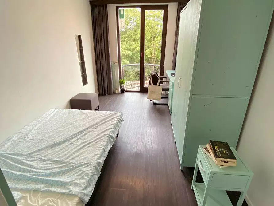 Immagine 1 di Camera in affitto  in Rue Berckmans a Saint-Gilles