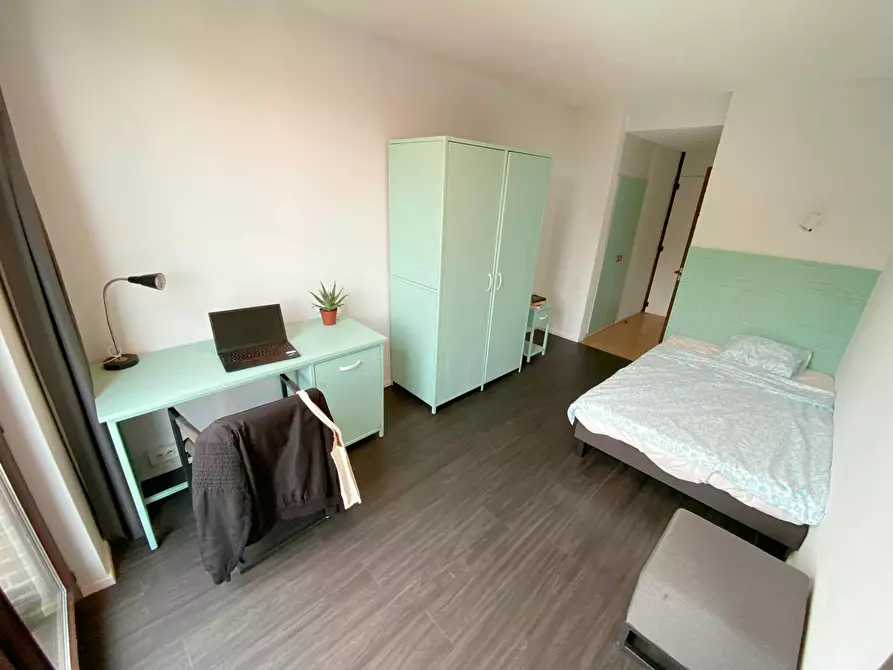 Immagine 2 di Camera in affitto  in Rue Berckmans a Saint-Gilles
