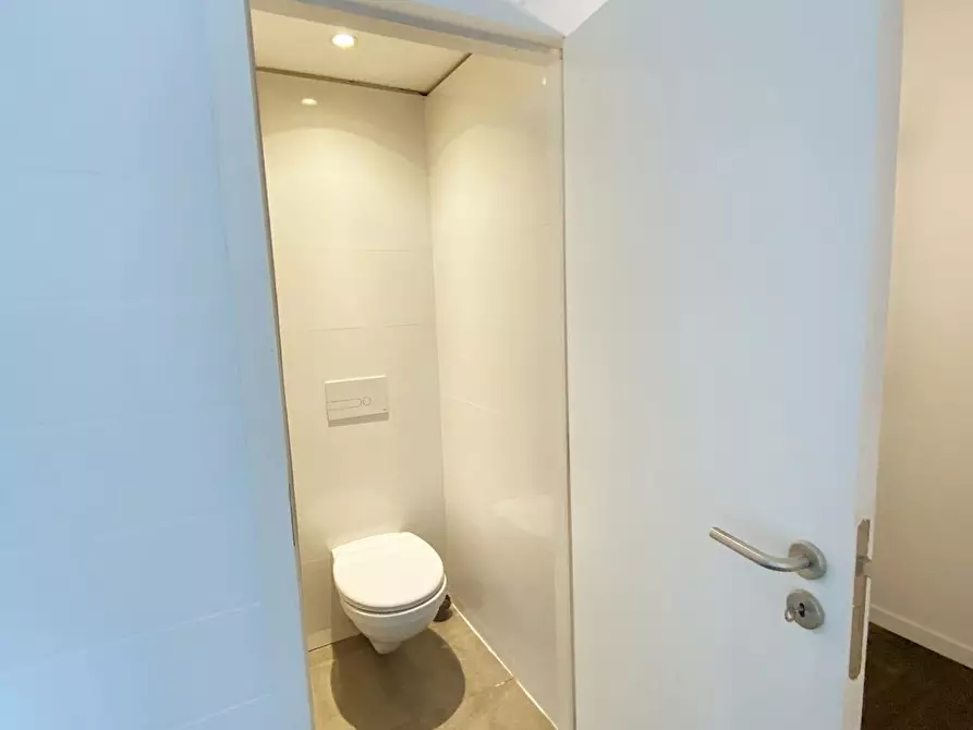 Immagine 4 di Camera in affitto  in Rue Berckmans a Saint-Gilles