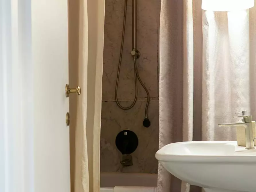 Immagine 8 di Appartamento in affitto  in Piazza Gran Madre di Dio a Torino