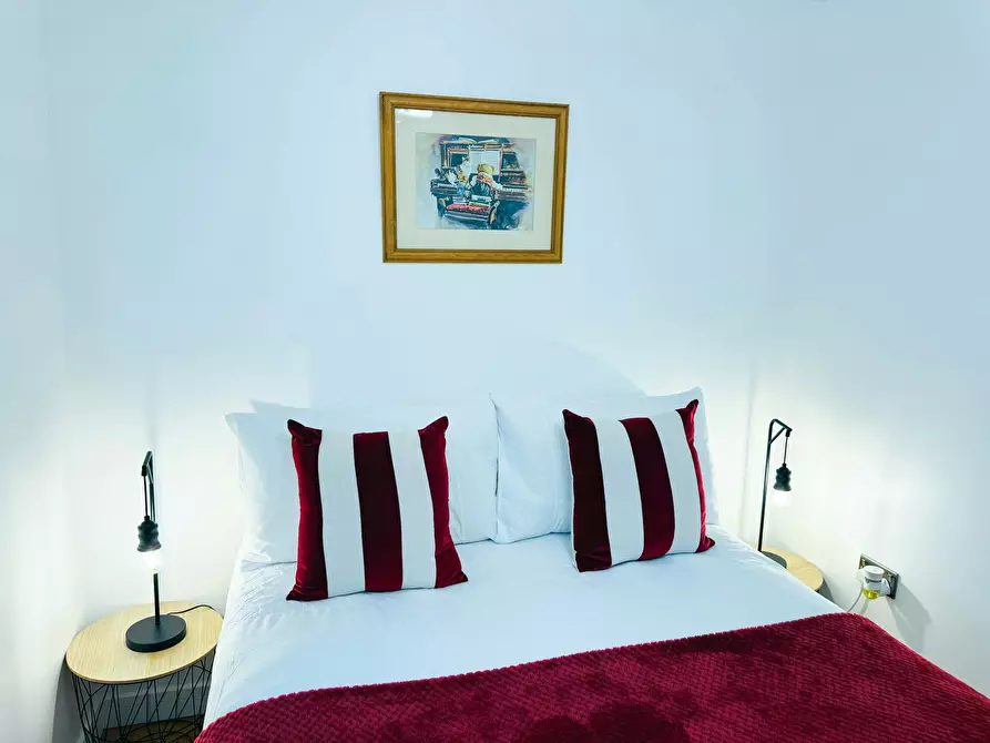 Immagine 4 di Appartamento in affitto  in Church Lane a 