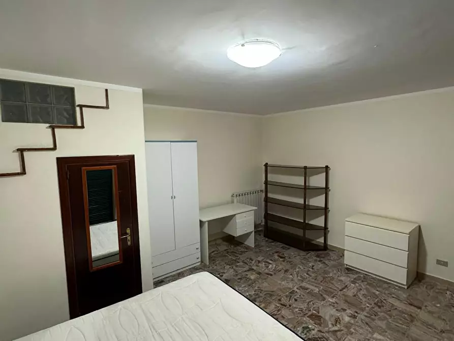 Immagine 1 di Camera in affitto  in Via Ventaglieri a Napoli