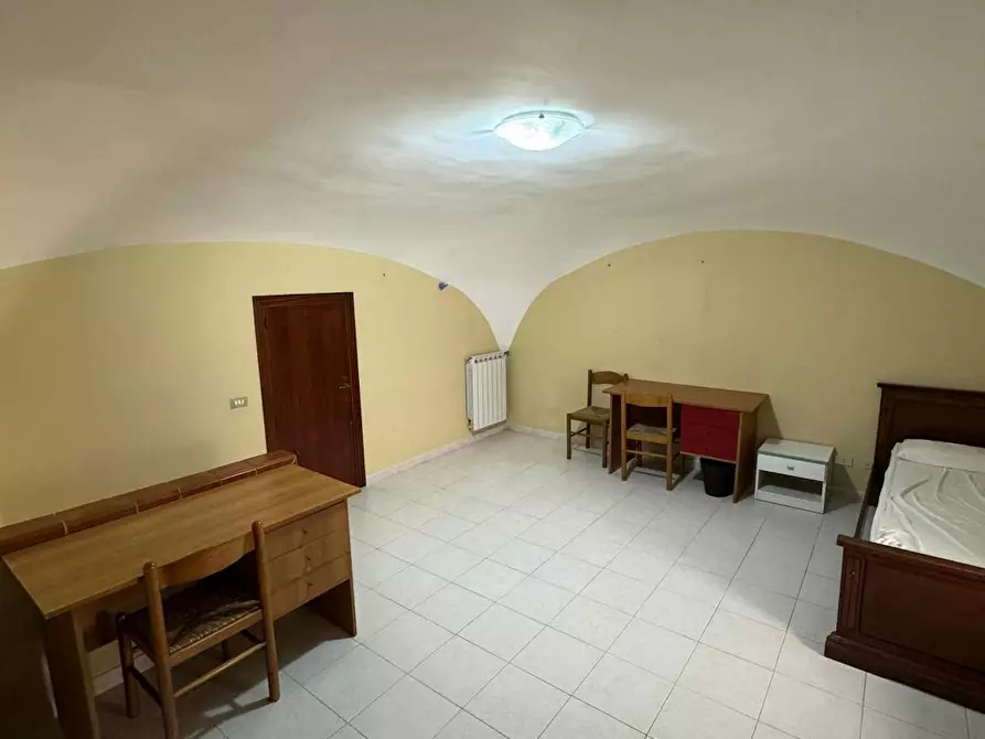 Immagine 1 di Camera in affitto  in Via Ventaglieri a Napoli