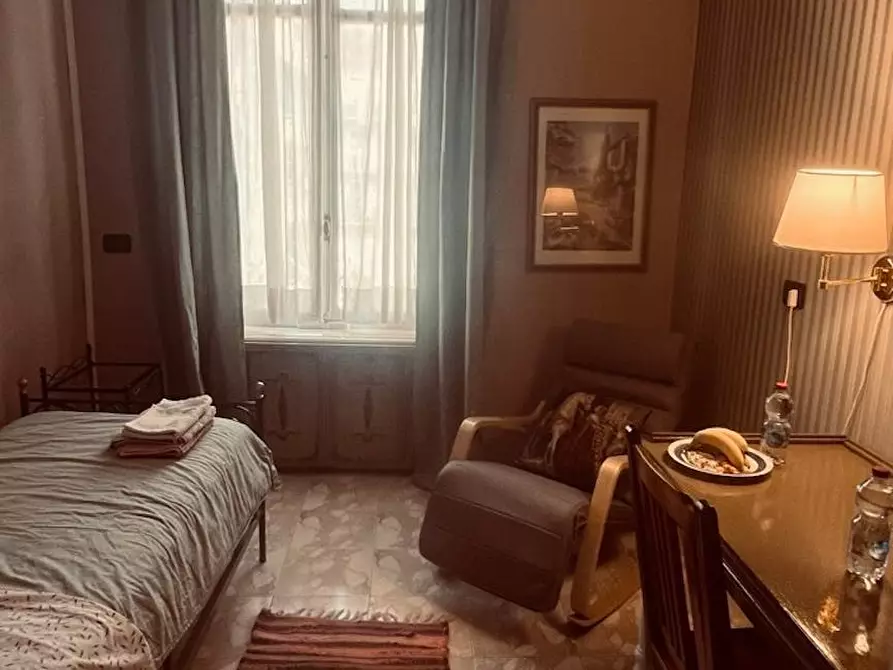 Immagine 5 di Camera in affitto  in Via Principessa Clotilde a Torino