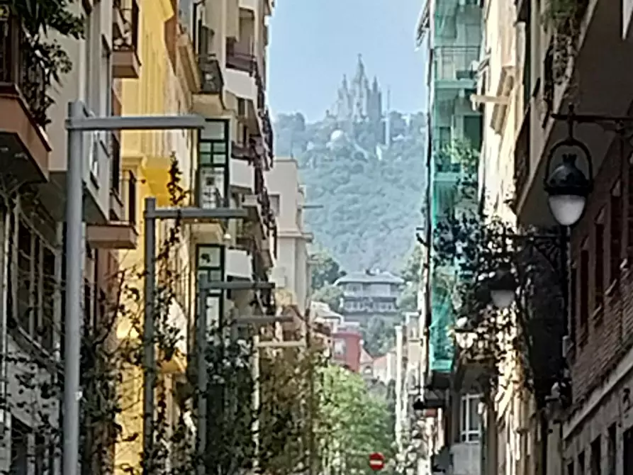Immagine 6 di Appartamento in affitto  in Carrer de Saragossa a Barcelona