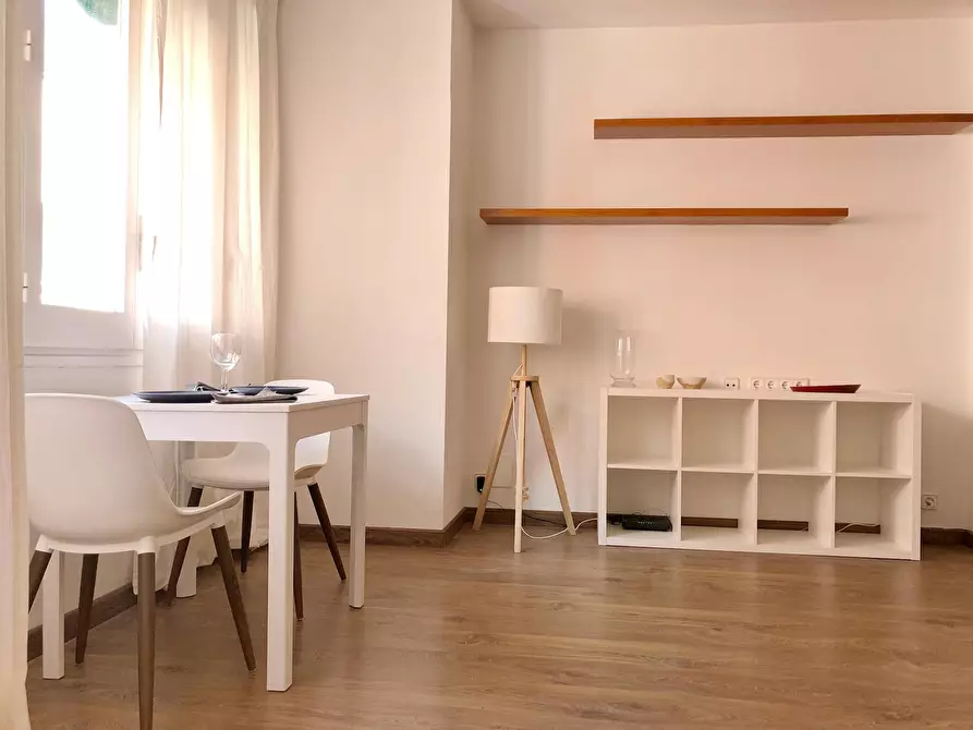 Immagine 1 di Appartamento in affitto  in Carrer de Saragossa a Barcelona