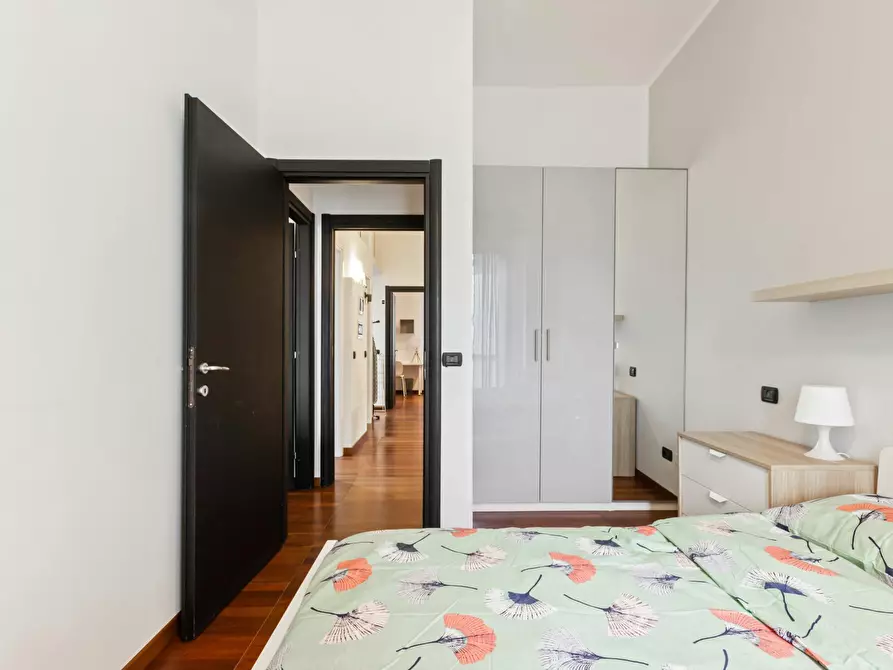 Immagine 1 di Camera in affitto  in Via Giuseppe Massarenti a Milano