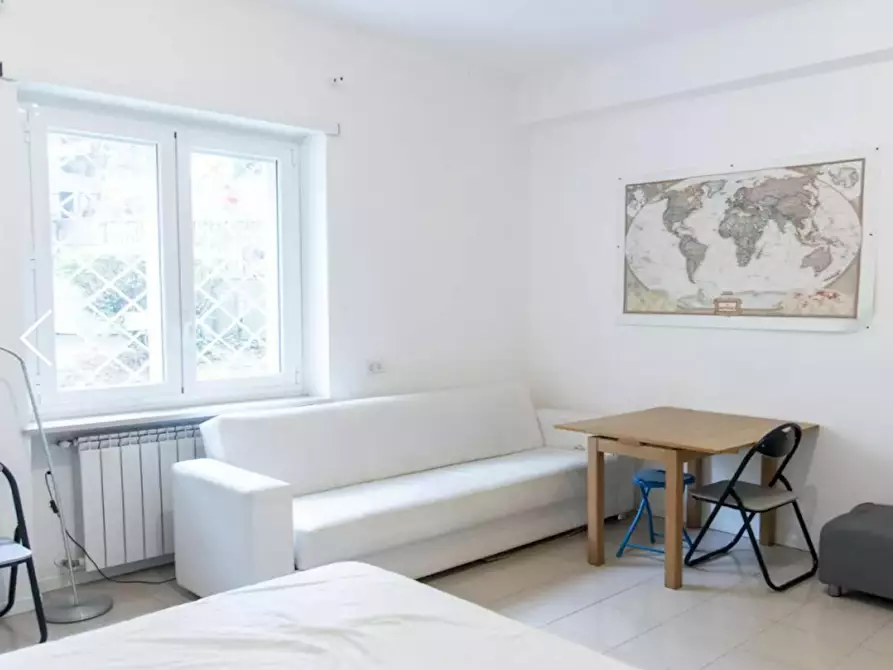 Immagine 5 di Appartamento in affitto  in Via Campo Catino a Roma