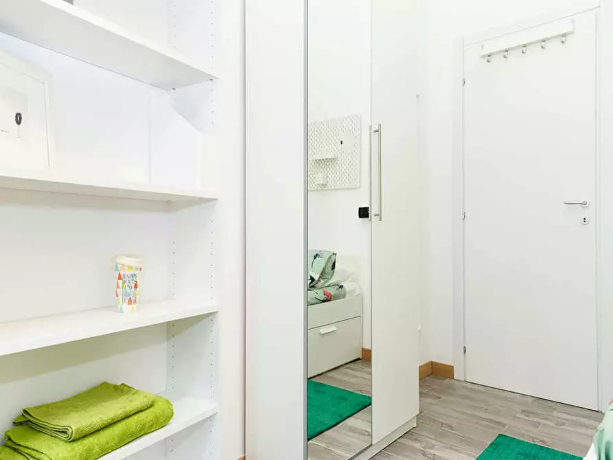 Immagine 6 di Camera in affitto  in Via Salvatore Barzilai a Milano