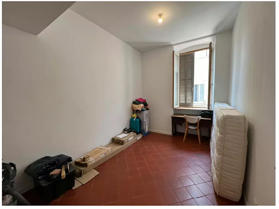 Immagine 9 di Camera in affitto  in Rue de la Vierge a Nîmes