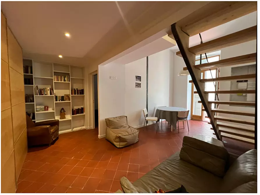 Immagine 2 di Camera in affitto  in Rue de la Vierge a Nîmes