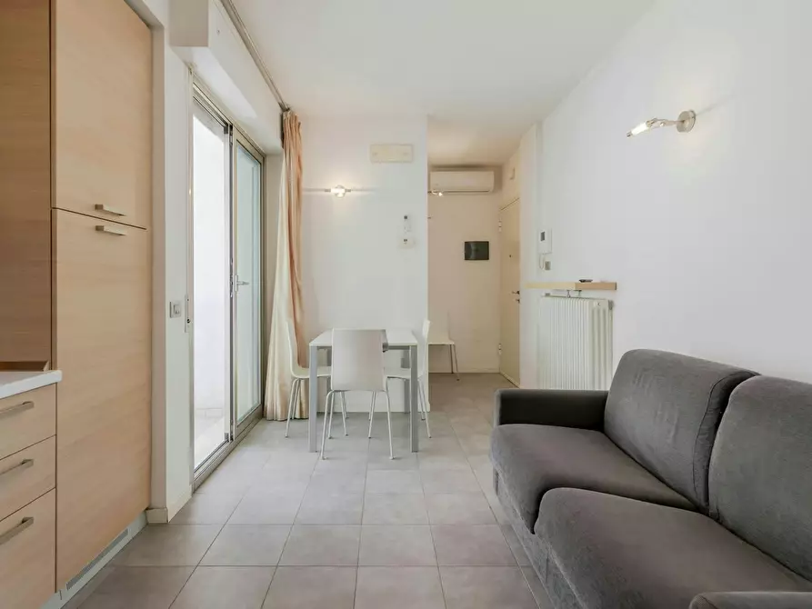 Immagine 5 di Appartamento in affitto  in Viale Trento a Rimini