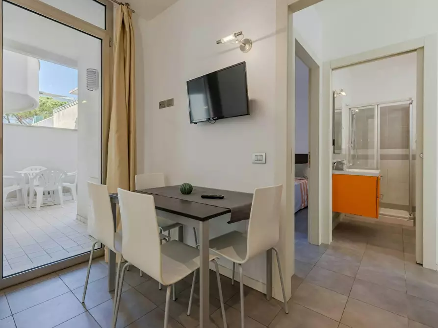 Immagine 6 di Camera in affitto  in Viale Trento a Rimini