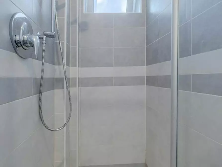 Immagine 5 di Appartamento in affitto  in Viale Trento a Rimini