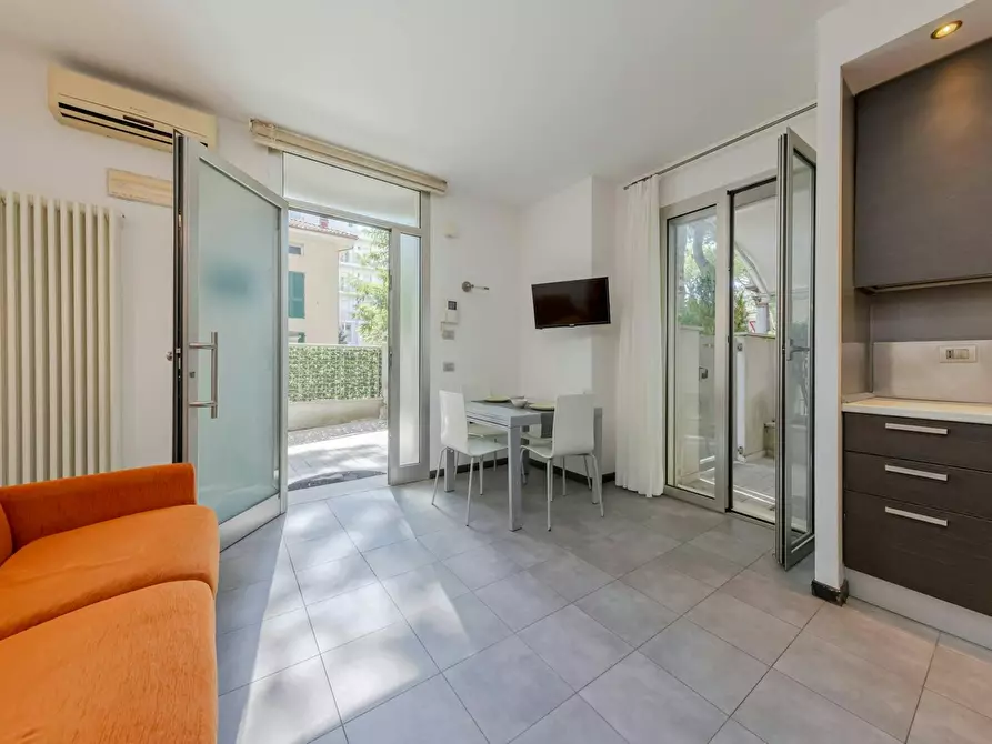 Immagine 1 di Appartamento in affitto  in Viale Trento a Rimini