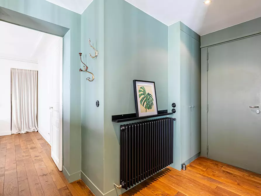 Immagine 9 di Appartamento in affitto  in Rue Lepic a Paris 18