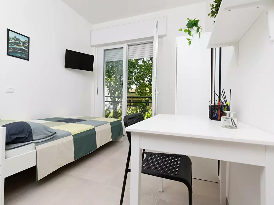 Immagine 1 di Appartamento in affitto  in Viale Fratelli Spazzoli a Forli'