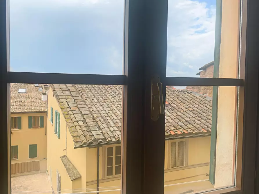 Immagine 4 di Camera in affitto  in Via Castelvecchio a Siena