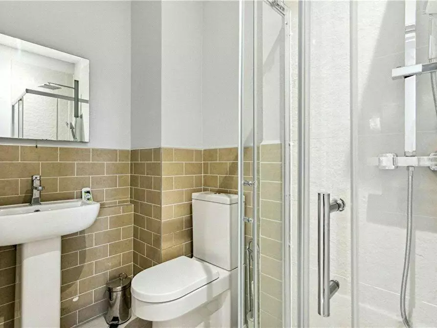 Immagine 9 di Appartamento in affitto  in Stanhope Gardens a Kensington
