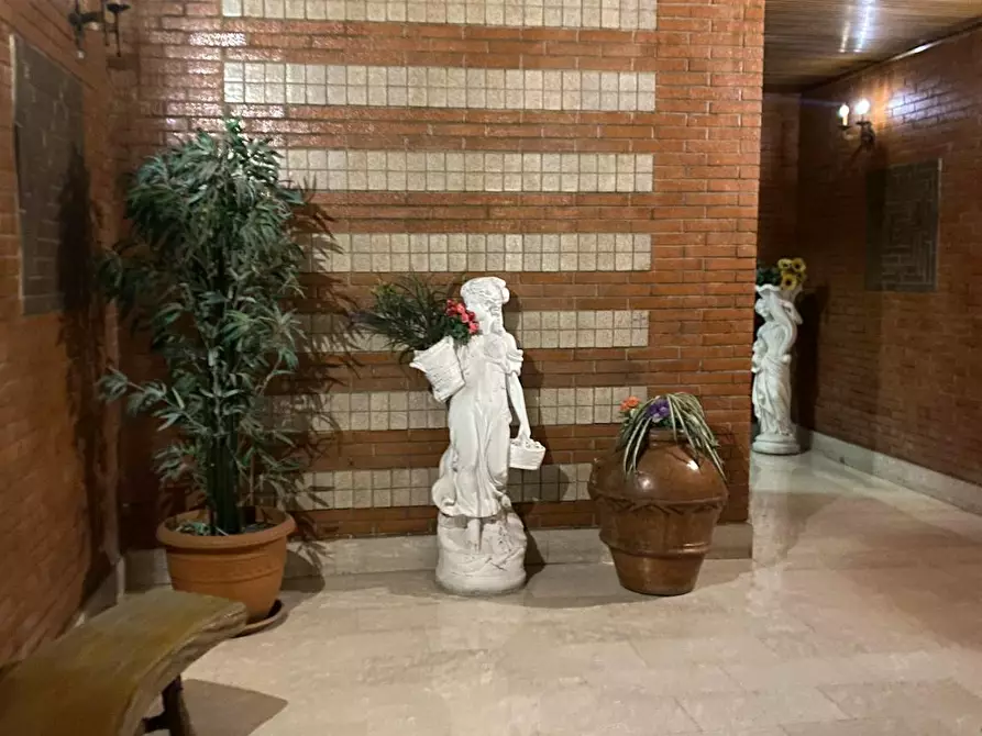 Immagine 7 di Camera in affitto  in Via Avola a Roma