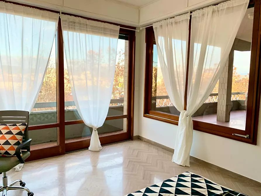 Immagine 4 di Camera in affitto  in Viale Francesco Redi a Firenze