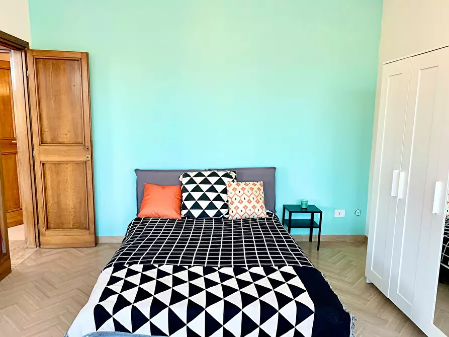 Immagine 6 di Camera in affitto  in Viale Francesco Redi a Firenze