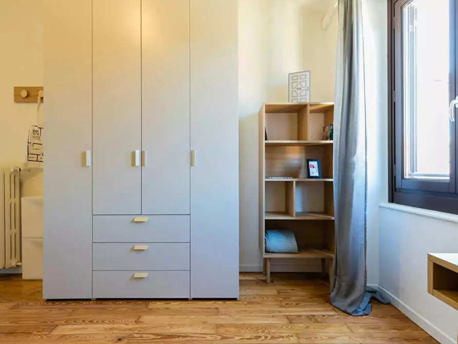 Immagine 6 di Camera in affitto  in Via dei Mercanti a Torino