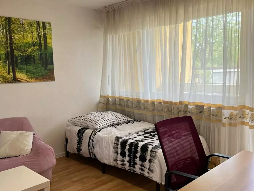 Immagine 1 di Camera in affitto  in Sittenbacher Straße a Nürnberg