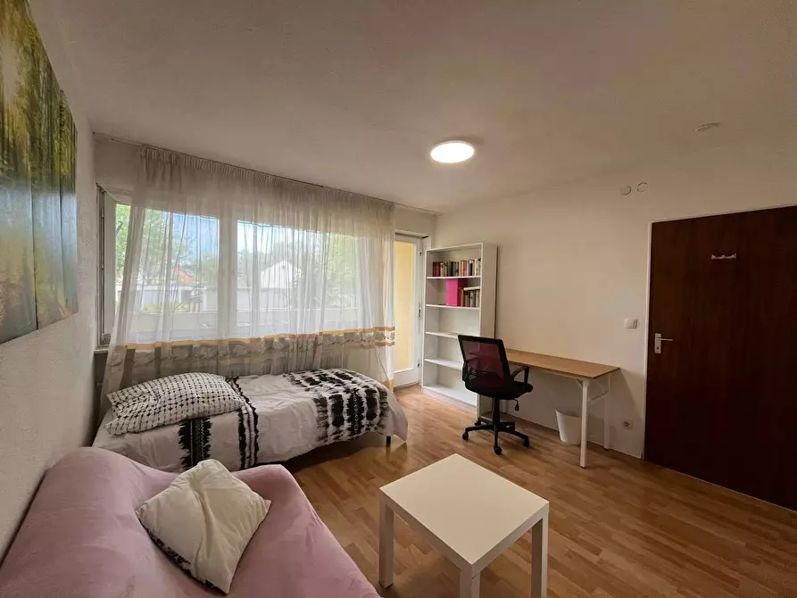 Immagine 3 di Camera in affitto  in Sittenbacher Straße a Nürnberg