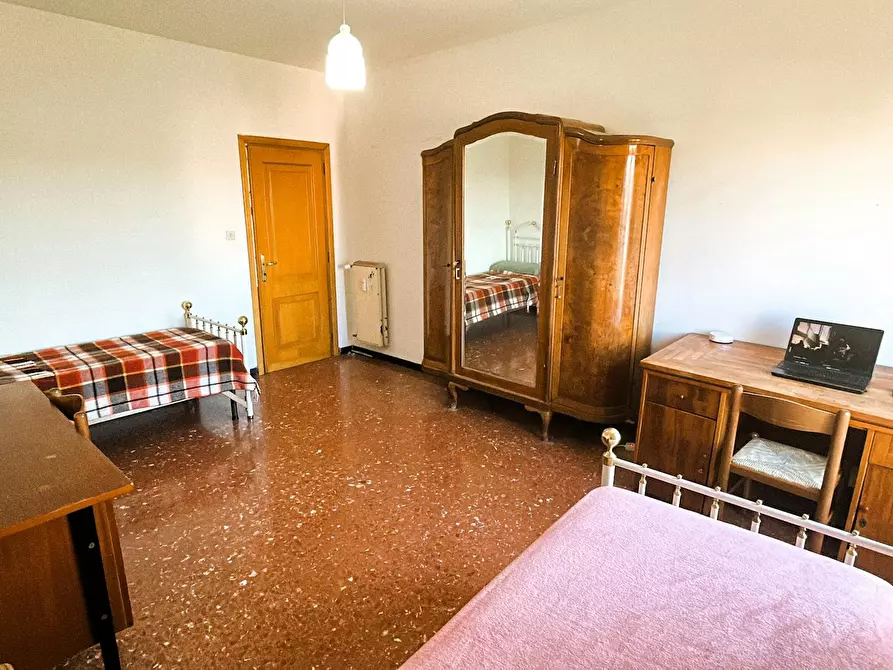 Immagine 2 di Camera condivisa in affitto  in Via Prenestina a Roma