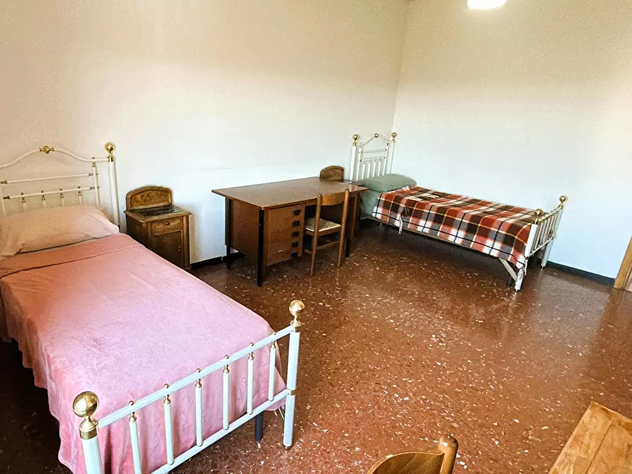 Immagine 1 di Camera condivisa in affitto  in Via Prenestina a Roma