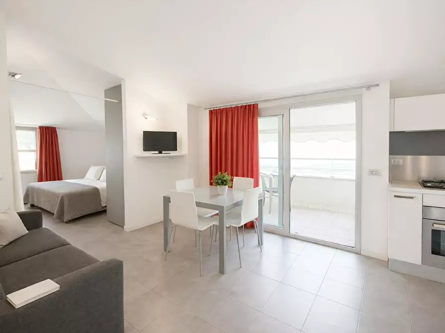 Immagine 2 di Appartamento in affitto  in Viale Trento a Rimini