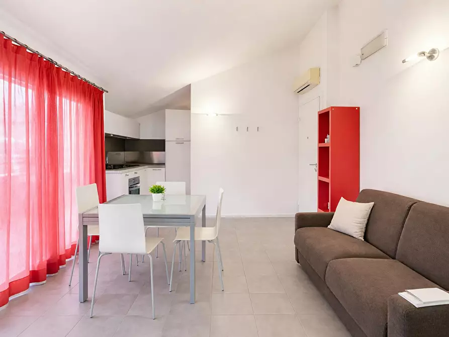 Immagine 1 di Appartamento in affitto  in Viale Trento a Rimini