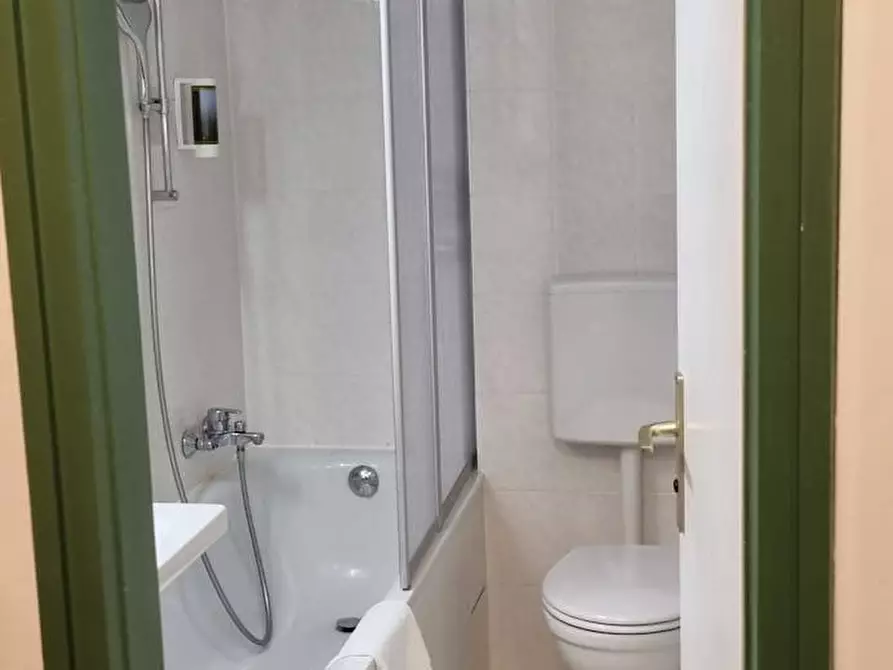 Immagine 6 di Appartamento in affitto  in Augsburgerstraße a München